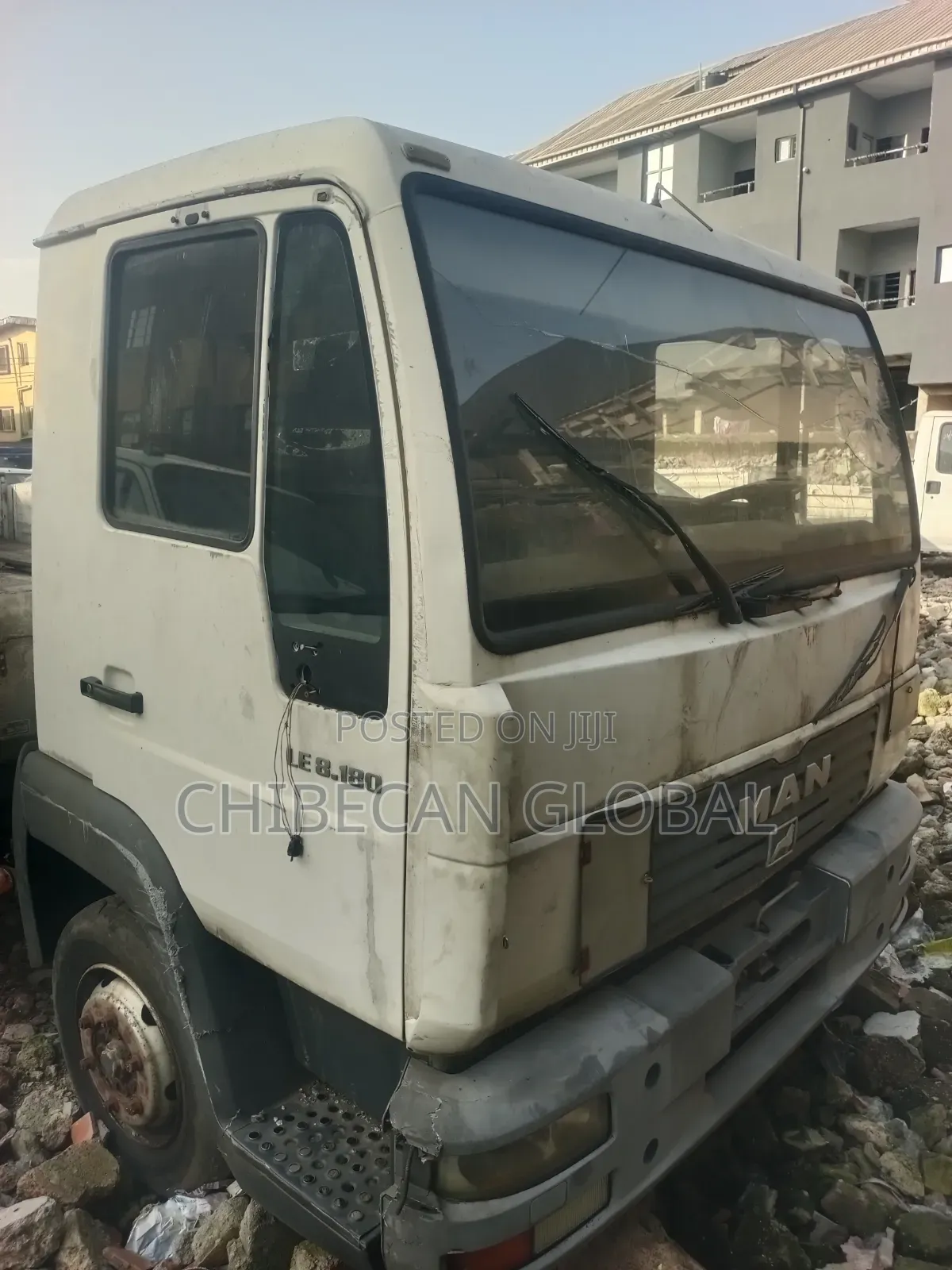 Man Le 8.180 Pick-Up Truck With Long Bucket (Foreign Used)