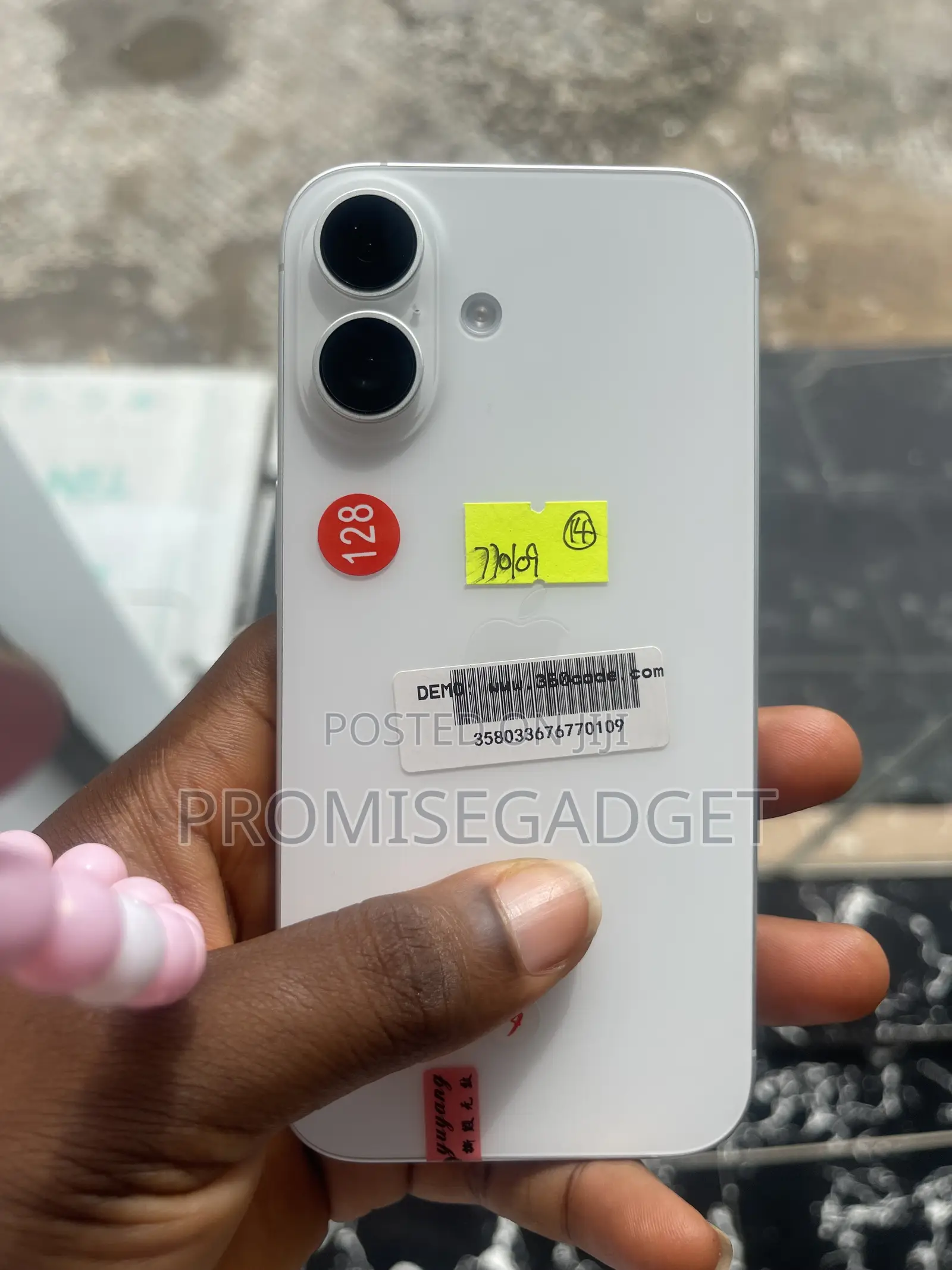 Apple iPhone 16 128 GB White