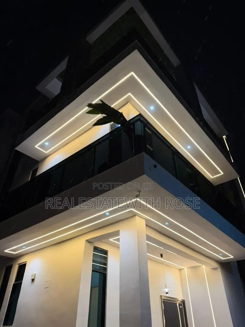 5bdrm Duplex in Null, Apo Resettlement for sale