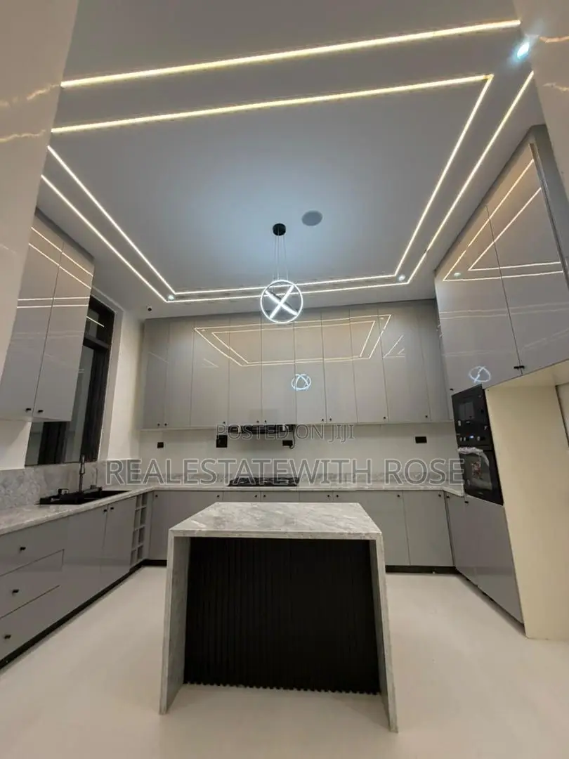 5bdrm Duplex in Null, Apo Resettlement for sale