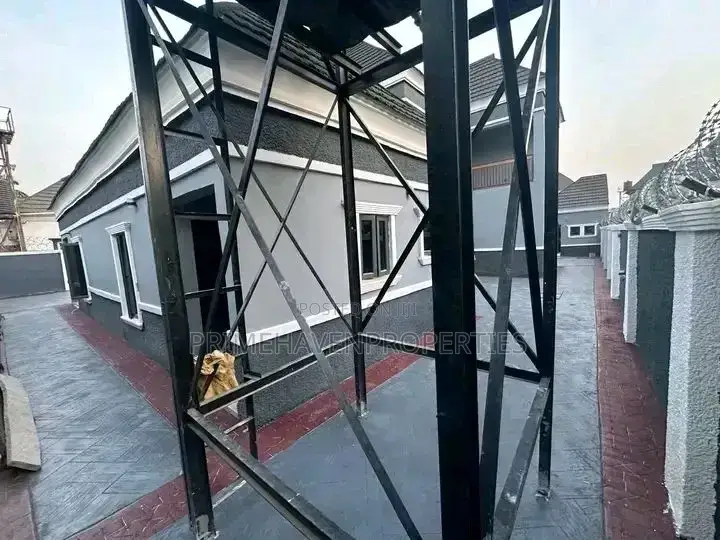 4bdrm Duplex in Apo Resettlement for sale