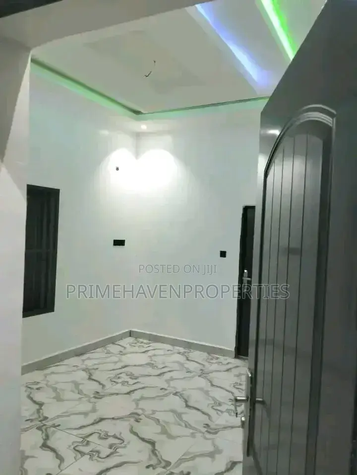 4bdrm Duplex in Apo Resettlement for sale