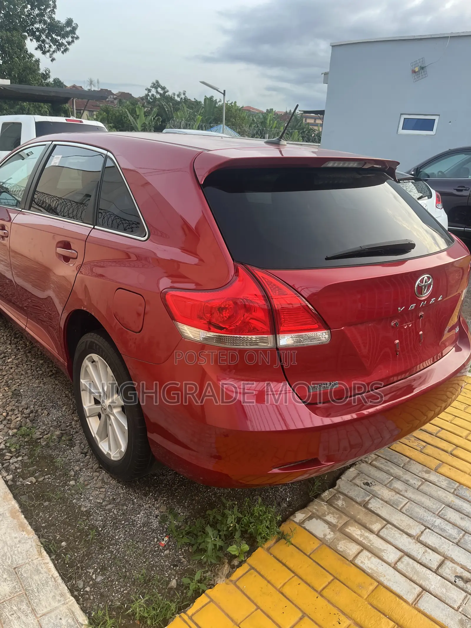 Toyota Venza AWD 2012 Red
