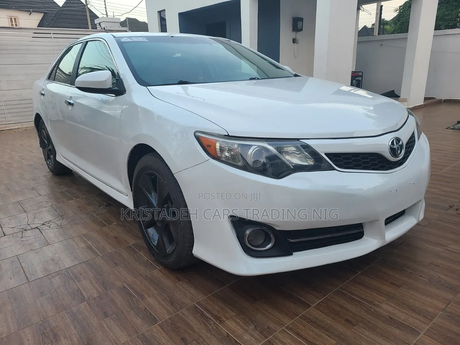 Toyota Camry 2014 White