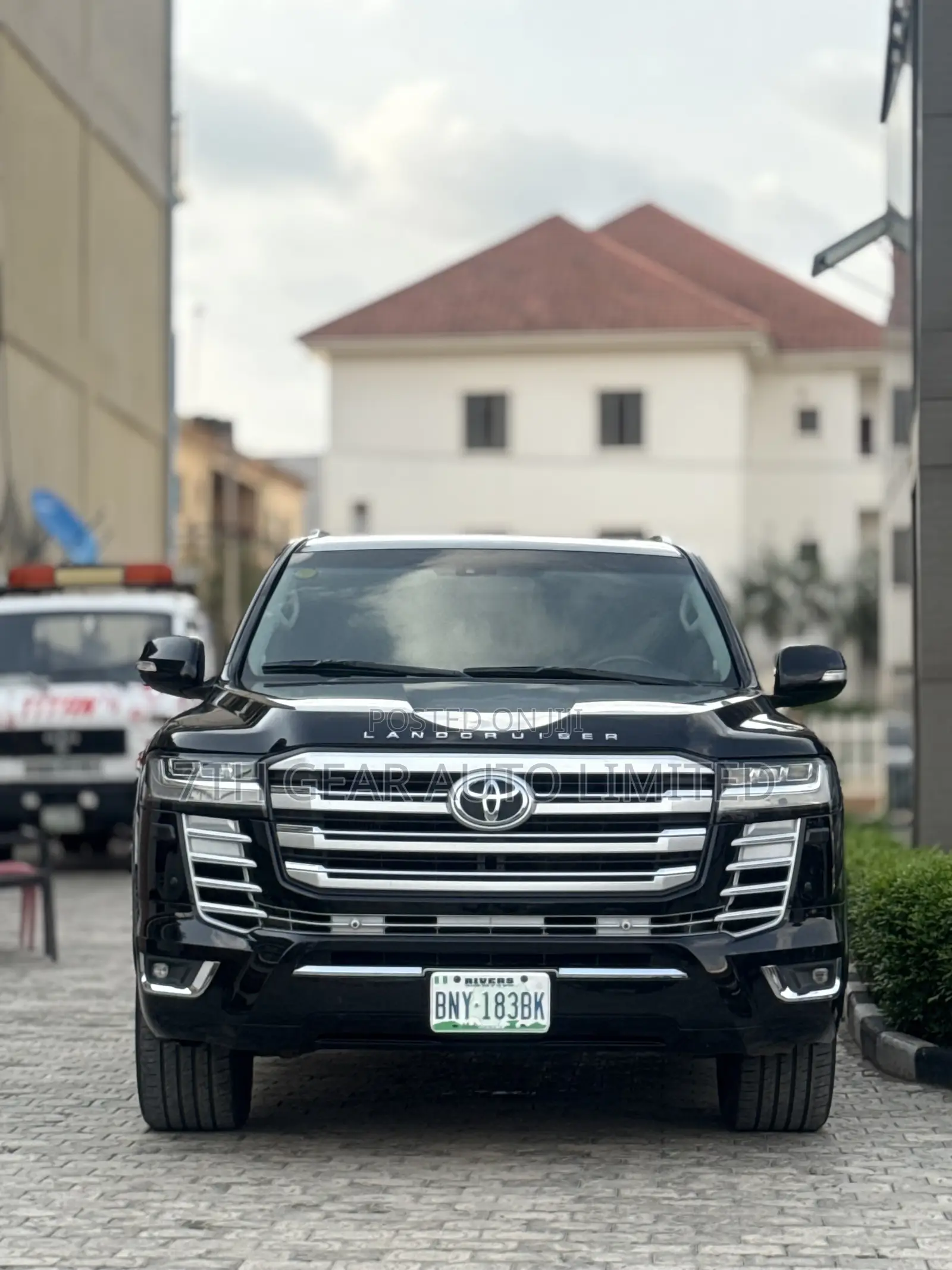 Toyota Land Cruiser 5.7 V8 VX-S 2013 Black