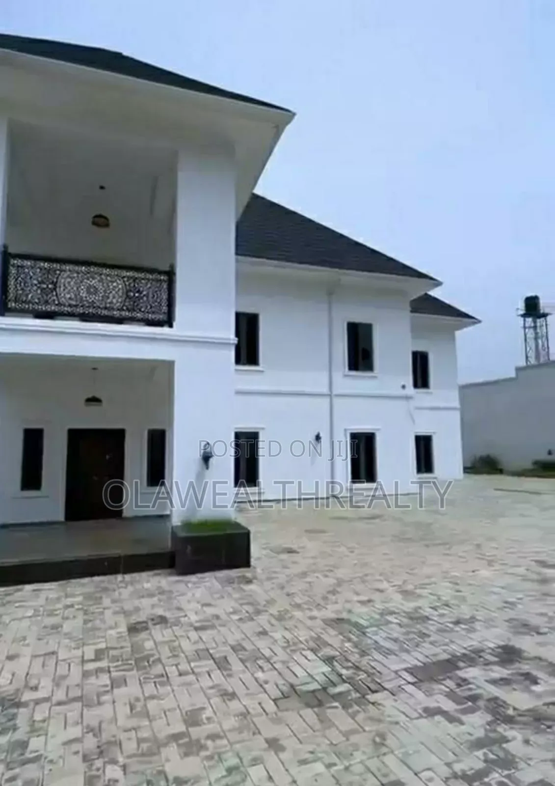 8bdrm Mansion in Admiralty Estate, Asokoro for sale