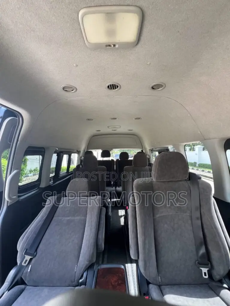 2018 9-Seater Toyota Hiace Bus Lagos Rental