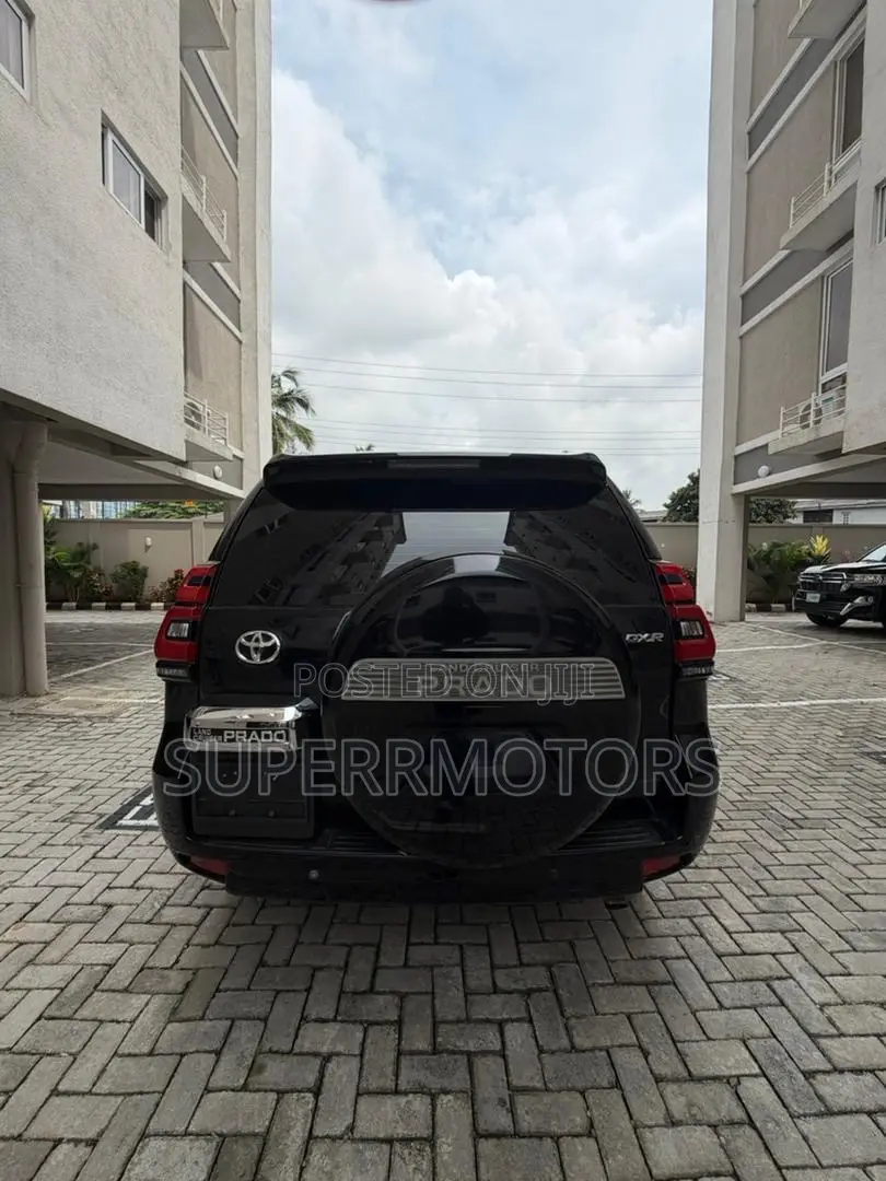 2016 Toyota Prado Lagos Rental
