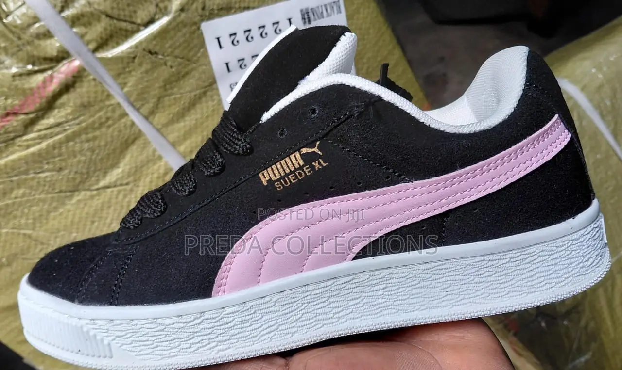 Puma Sneakers