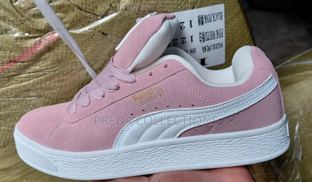 Puma Sneakers