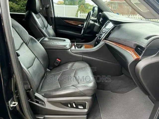 2018 Cadilac Escalade Lagos Rental