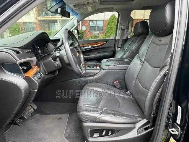 2018 Cadilac Escalade Lagos Rental