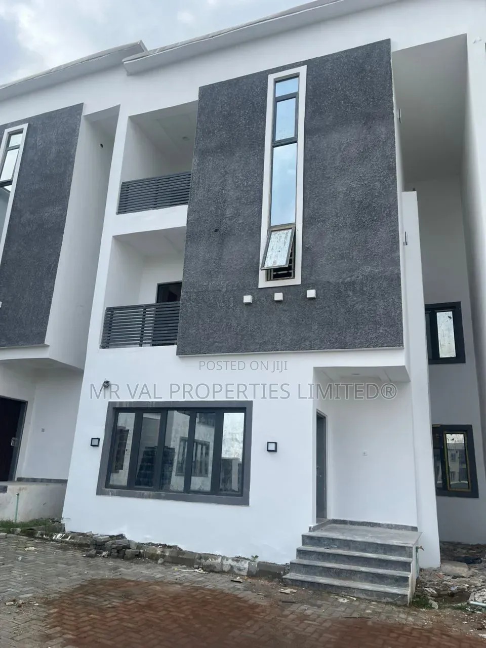 4bdrm Duplex in By Aso Radio, Katampe (Main) for rent