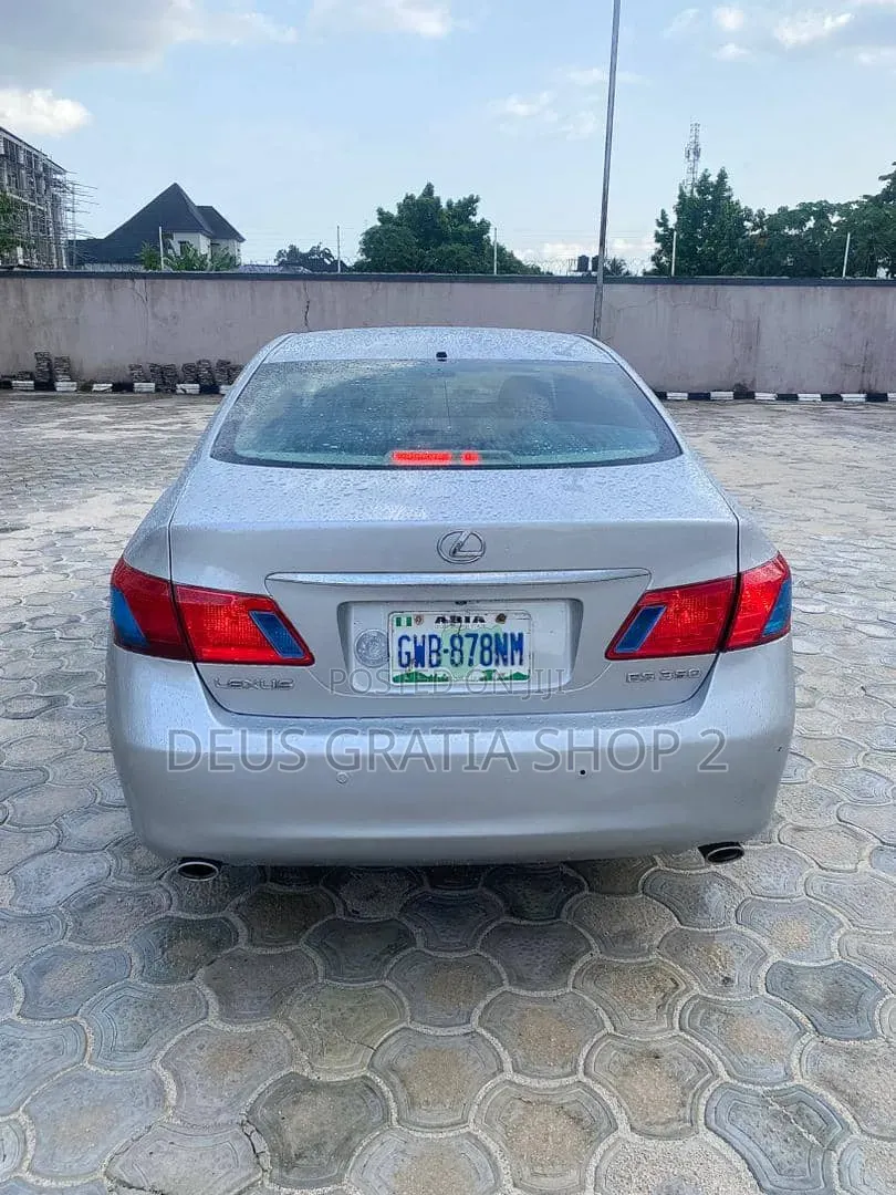 New Lexus LM 2020 Silver