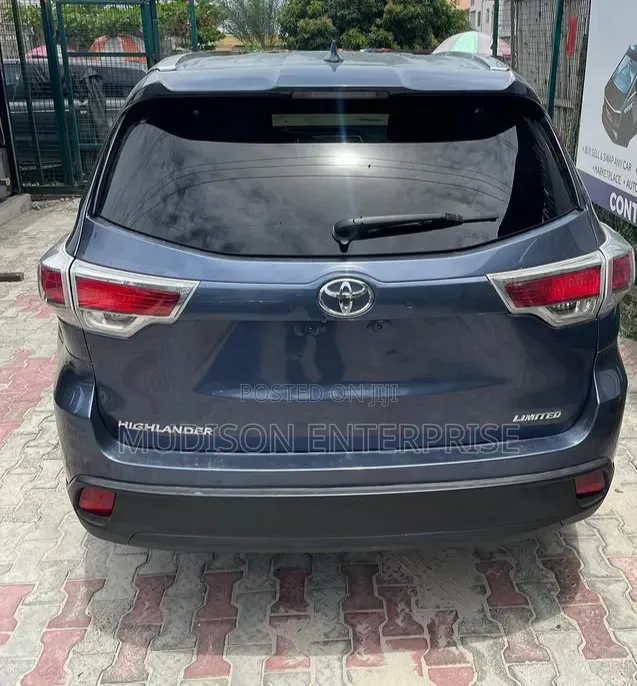 Toyota Highlander Limited 4dr SUV (3.5L 6cyl 6A) 2015 Blue