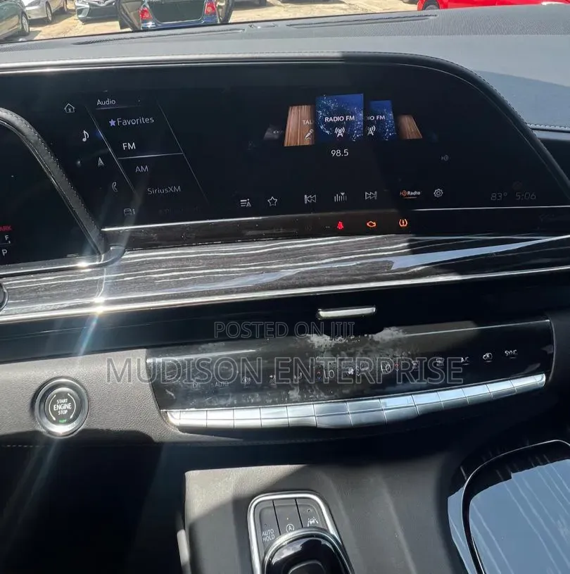 Cadillac Escalade Sport Platinum 2024 Burgundy