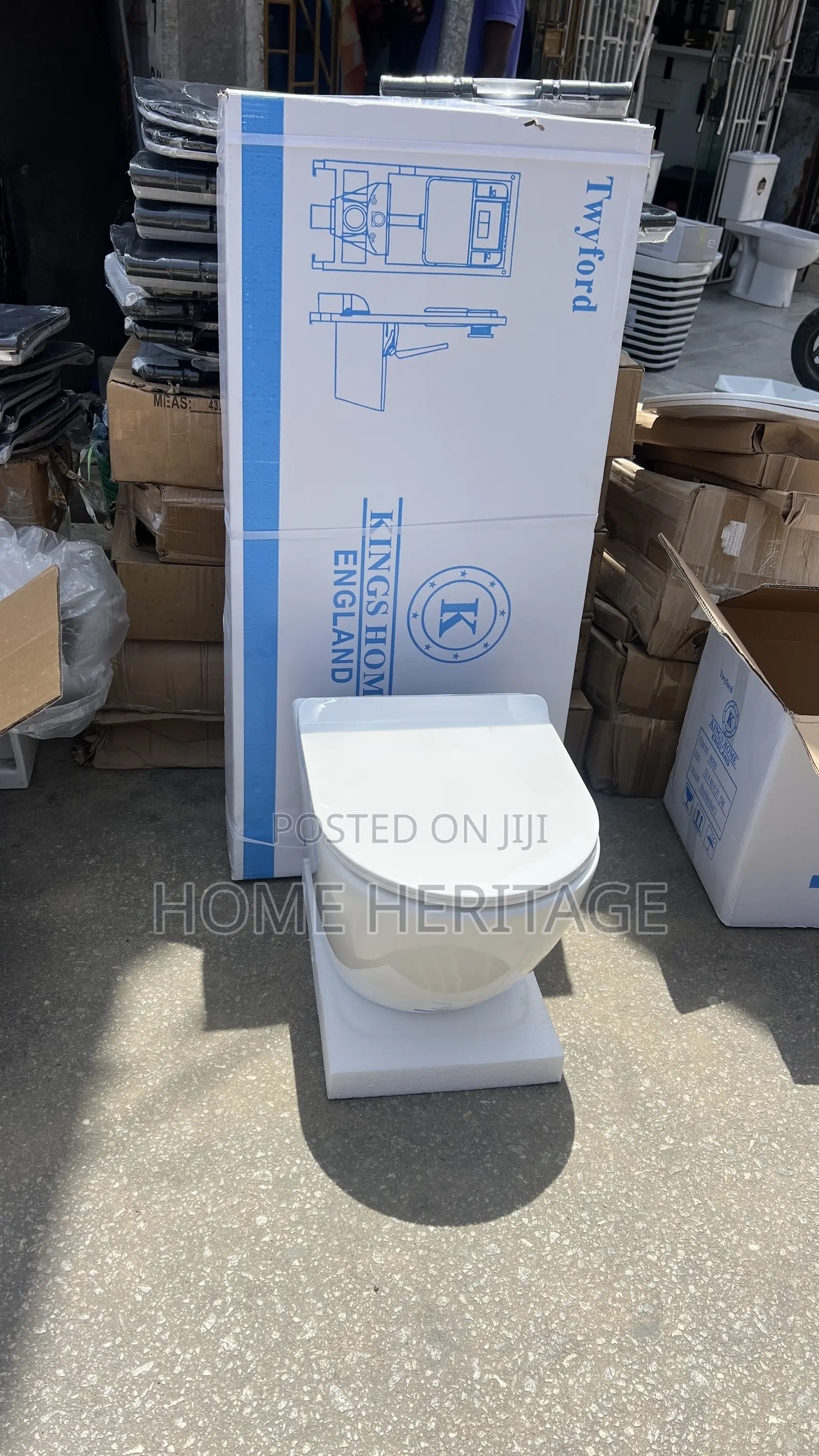 Twyford Round Wall-Hung Toilet With Powerful Flushing System