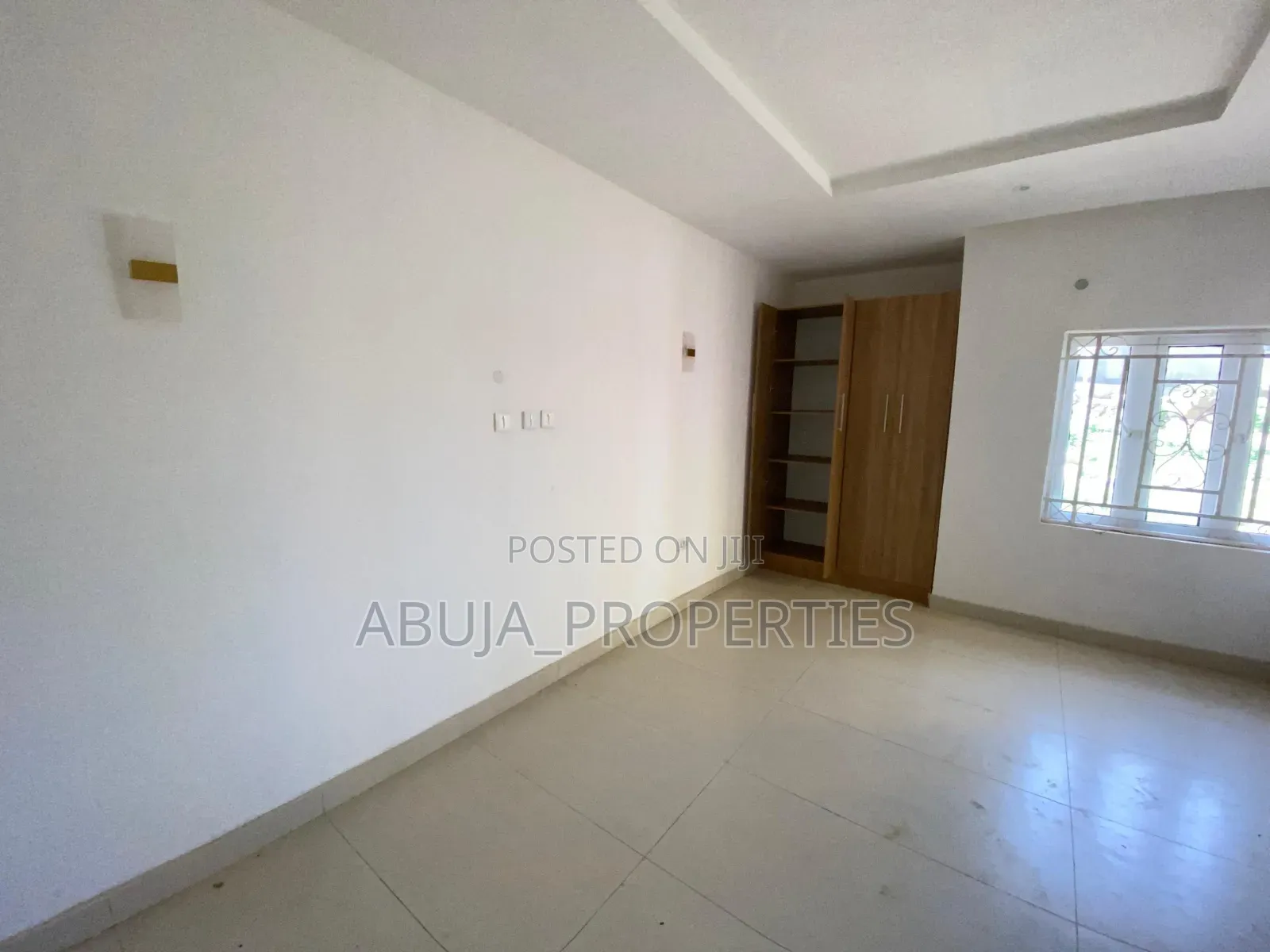 3bdrm Apartment in In A Secured Estate, Guzape District for rent