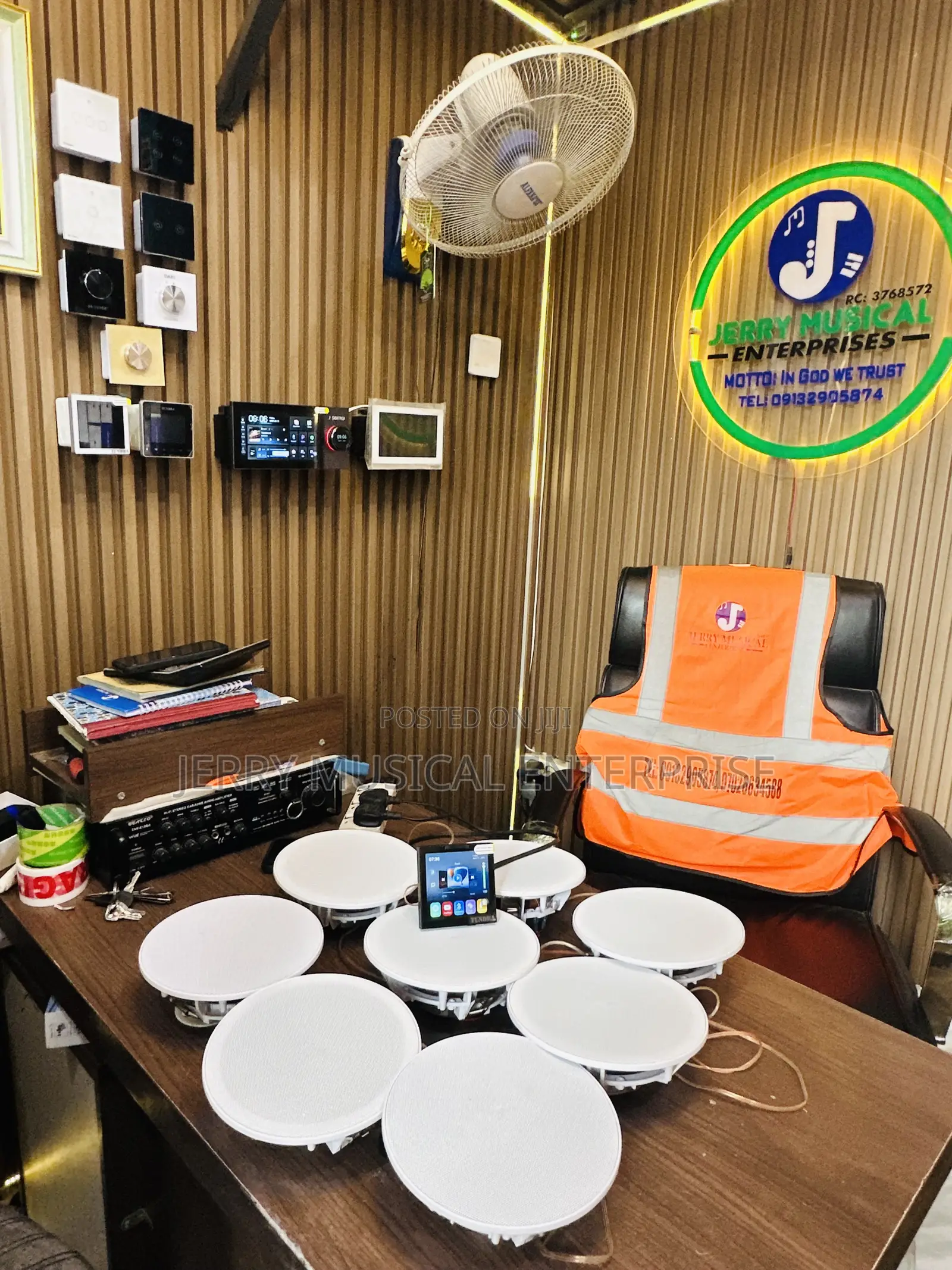 8n1 High Quality Ceiling Speakers With Full Automation Amplifier