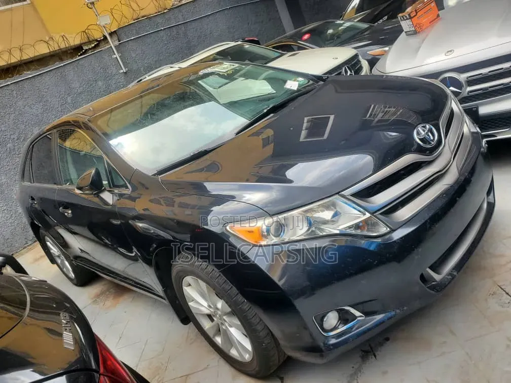 Toyota Venza XLE AWD 2013 Black