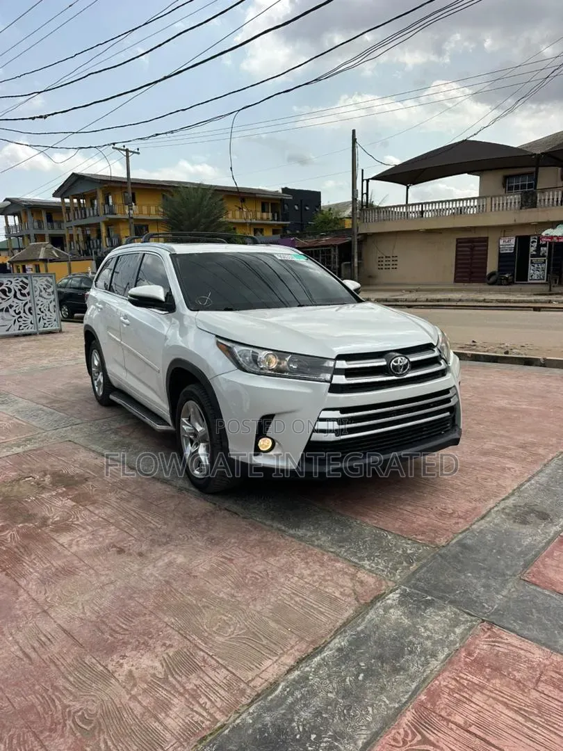 Toyota Highlander Limited 4x4 V6 (3.5L 6cyl 8A) 2017 White