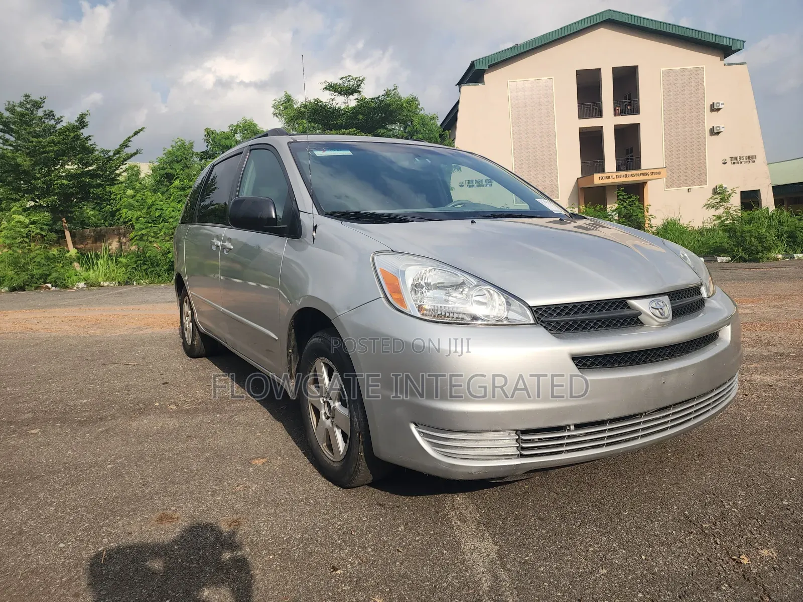 Toyota Sienna LE AWD 2005 Gold