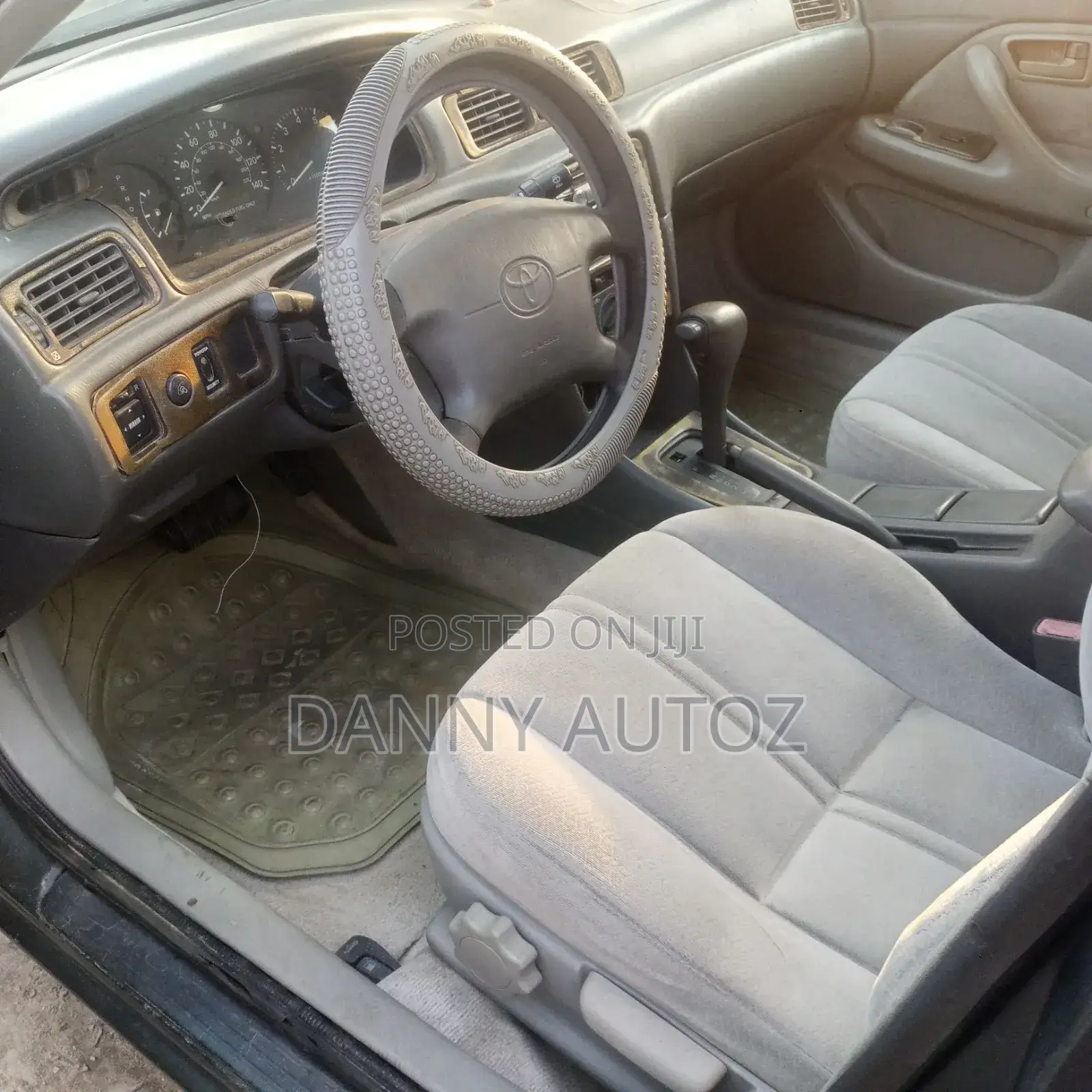 Toyota Camry 2000 Green