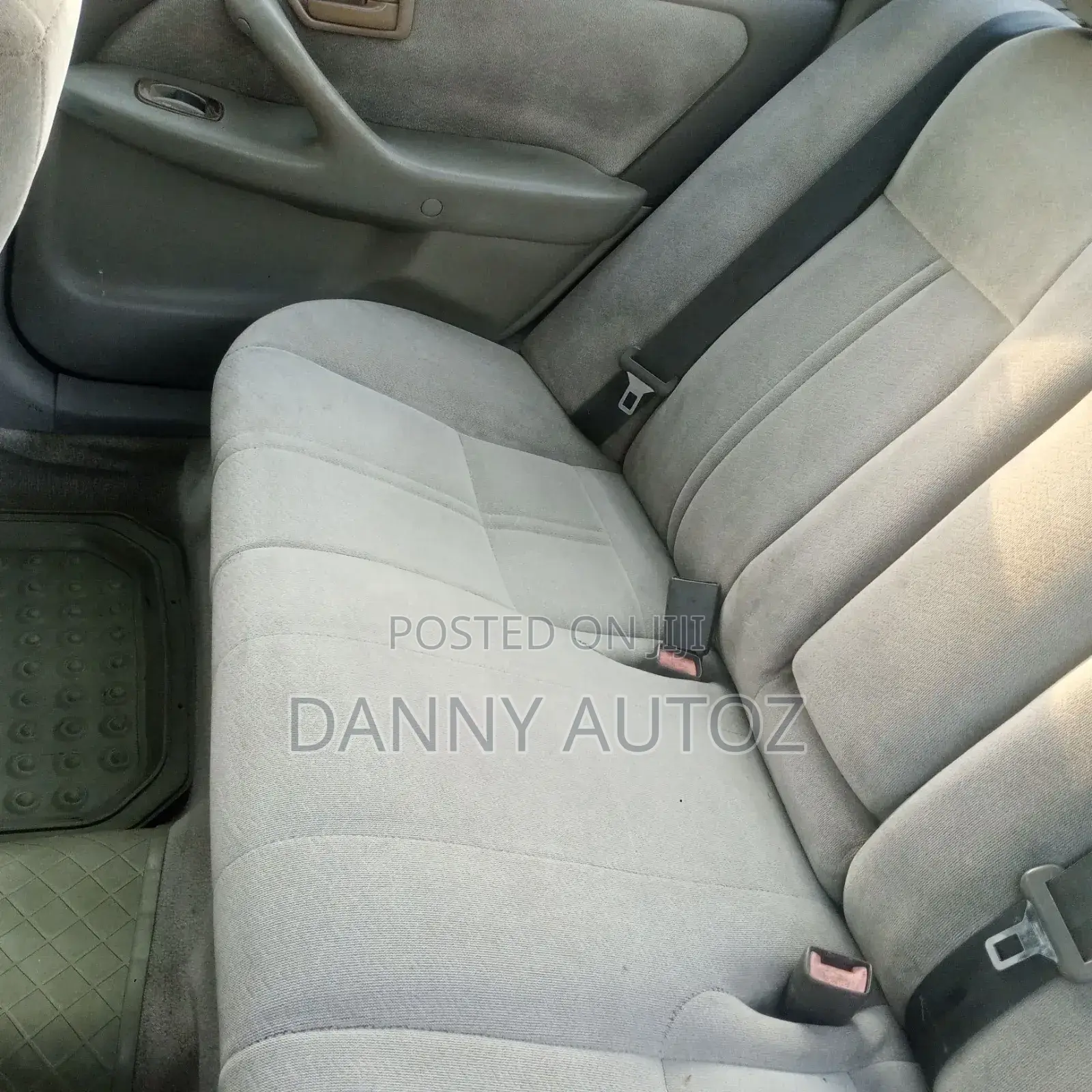Toyota Camry 2000 Green