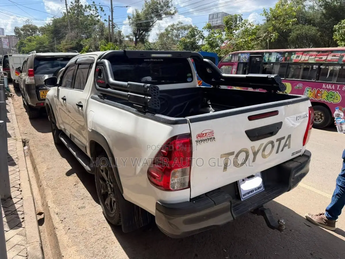 Toyota Hilux Roll Bar Off Road Type Brand New