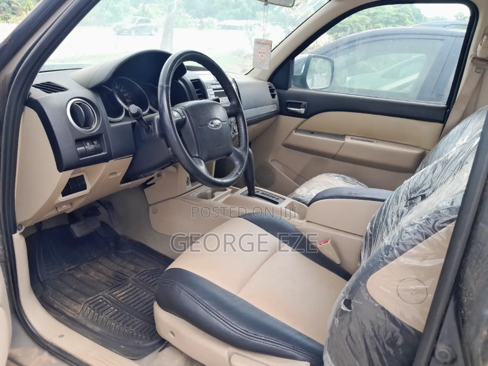 Ford Everest 2013 Blue