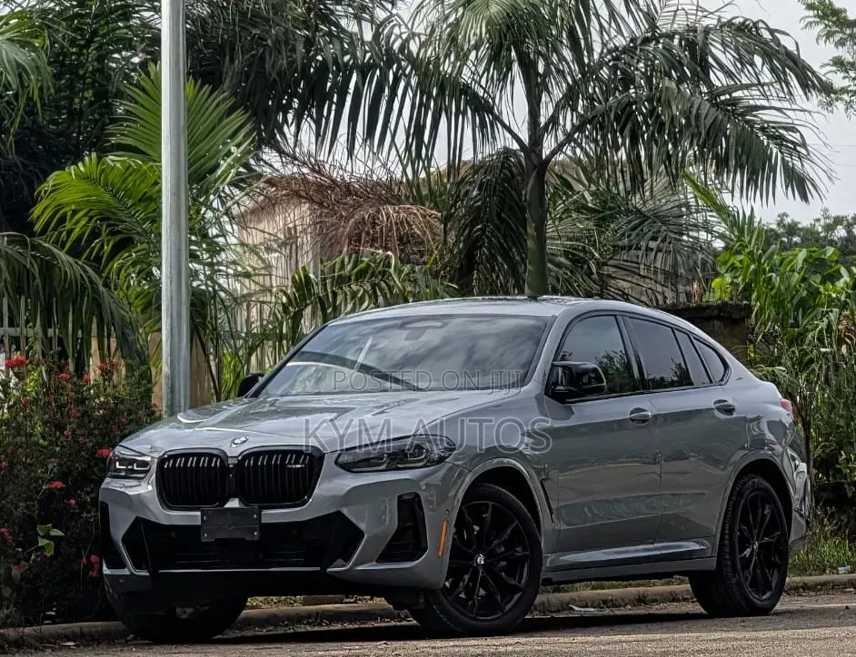 BMW X4 M40i Sports Activity Coupe 2025 Gray
