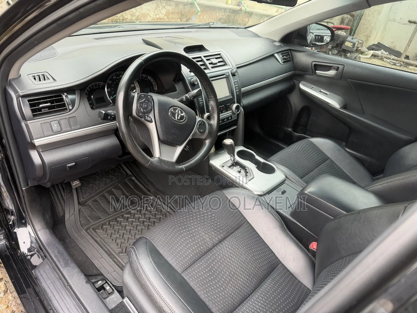 Toyota Camry SE 4dr Sedan (2.5L 4cyl 6A) 2012 Black