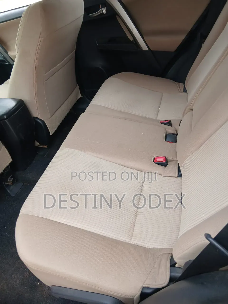 Toyota RAV4 XLE AWD (2.5L 4cyl 6A) 2016 White