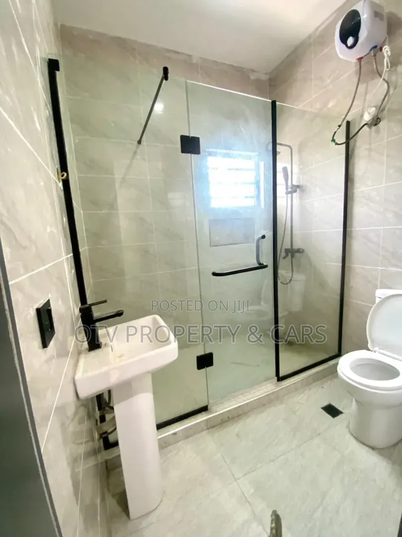 Furnished 4bdrm Duplex in Lekki Phase 2 for sale