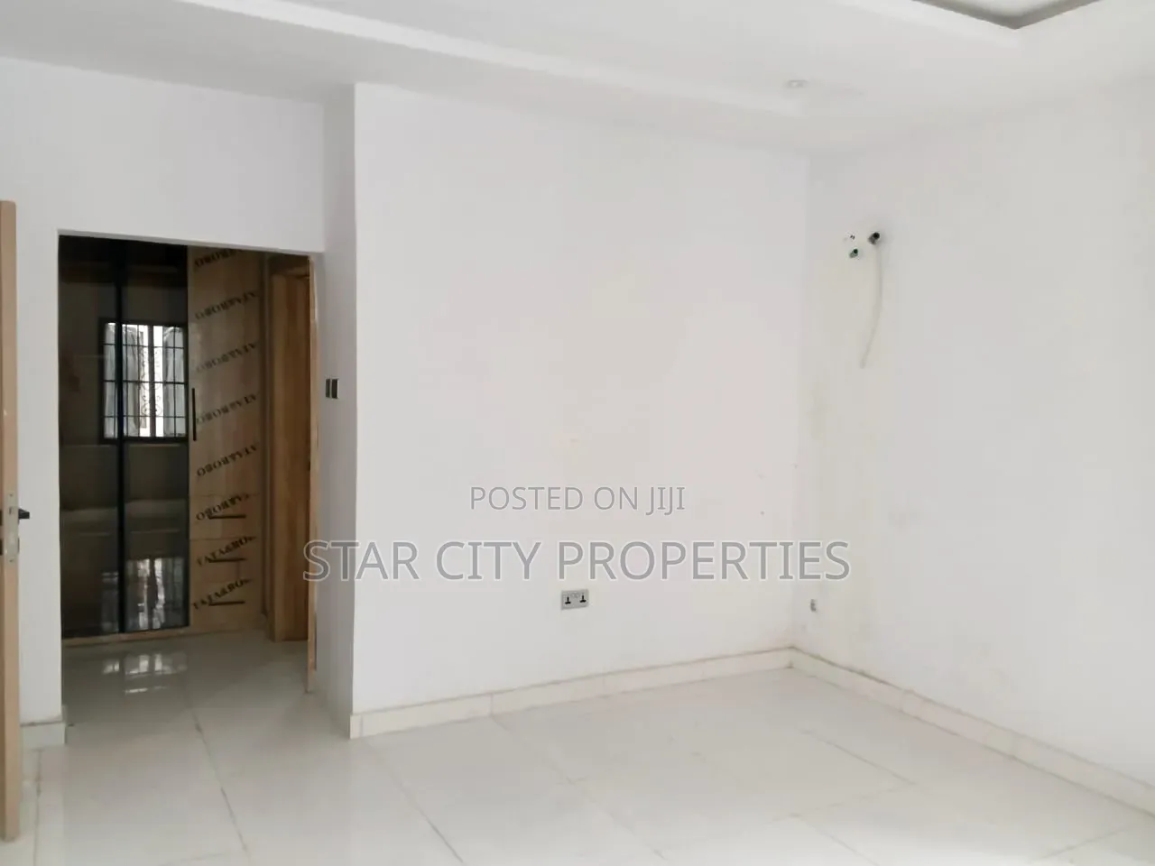 4bdrm Duplex in Adeniyi Jones for sale