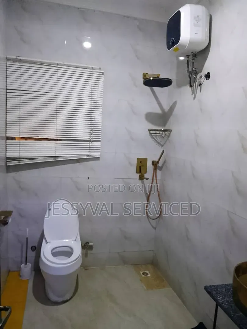 One Bedroom Tastefully Furnished Serviced Apartment