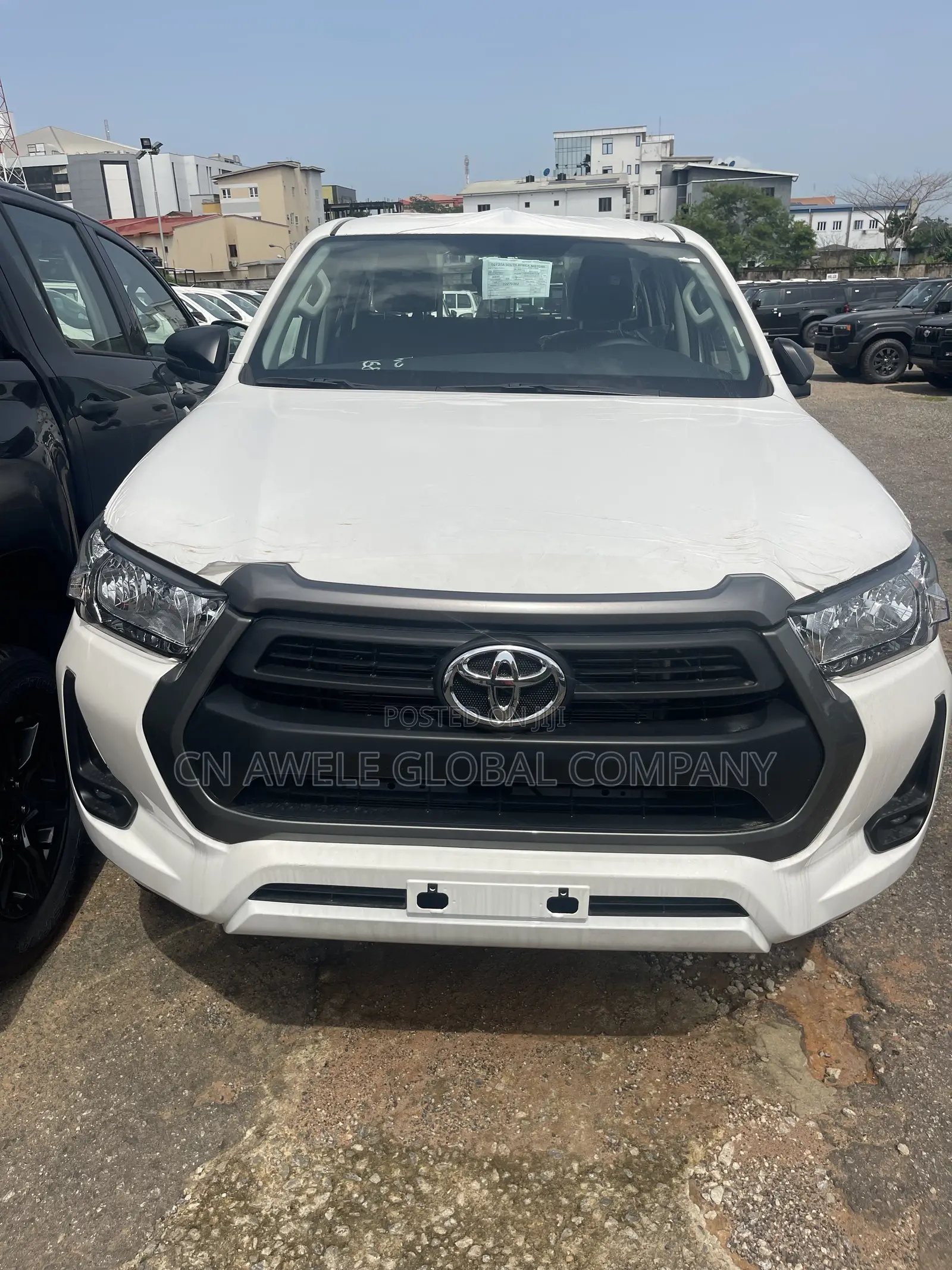 New Toyota Hilux 2025 White