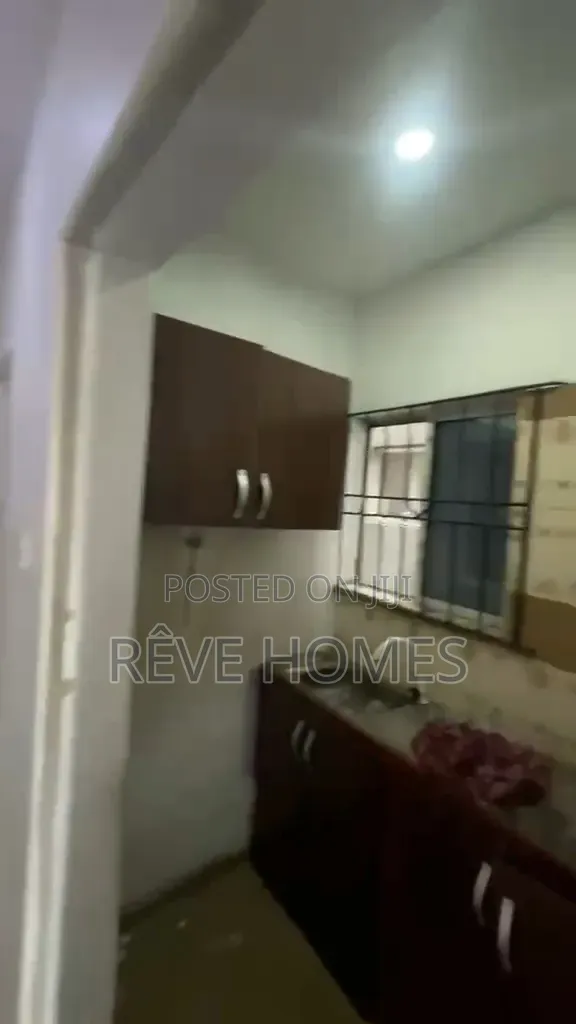 Mini Flat in Shomolu for rent