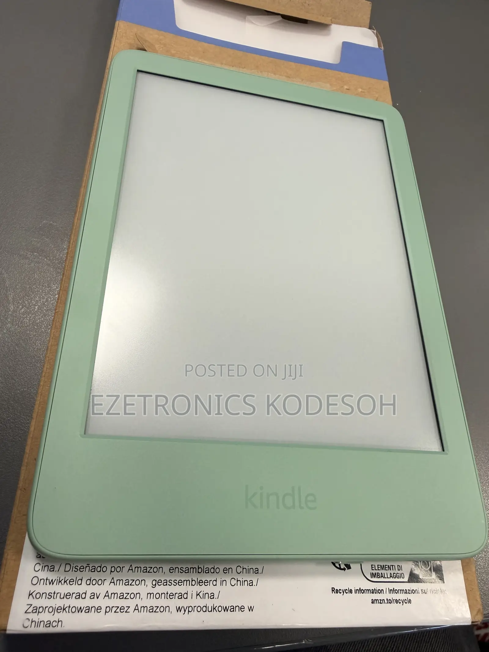New Amazon Kindle Fire 4 GB Green
