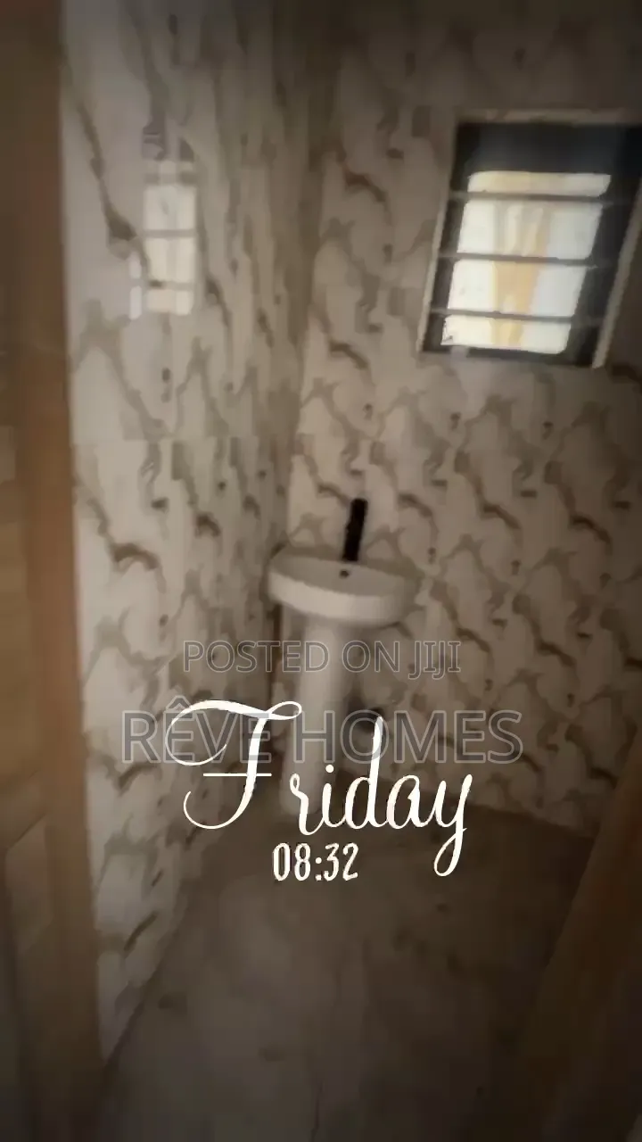 Mini Flat in New Makoko for rent