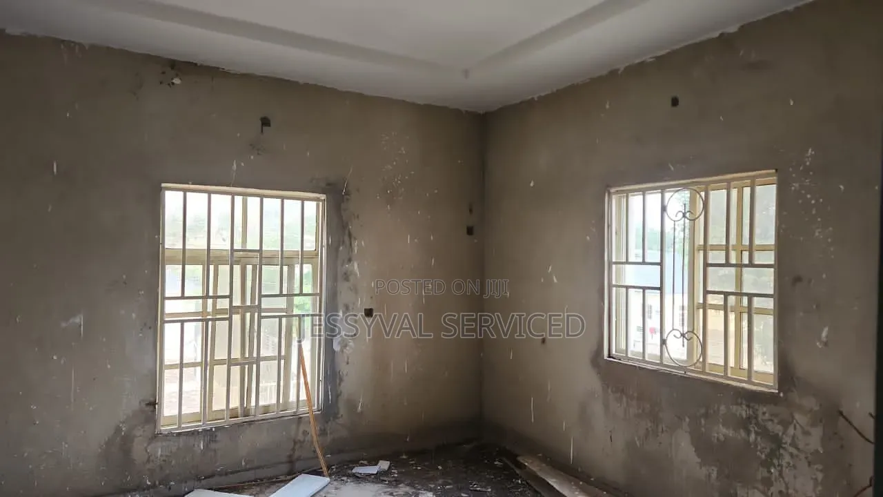 3bdrm Duplex in Karshi for sale