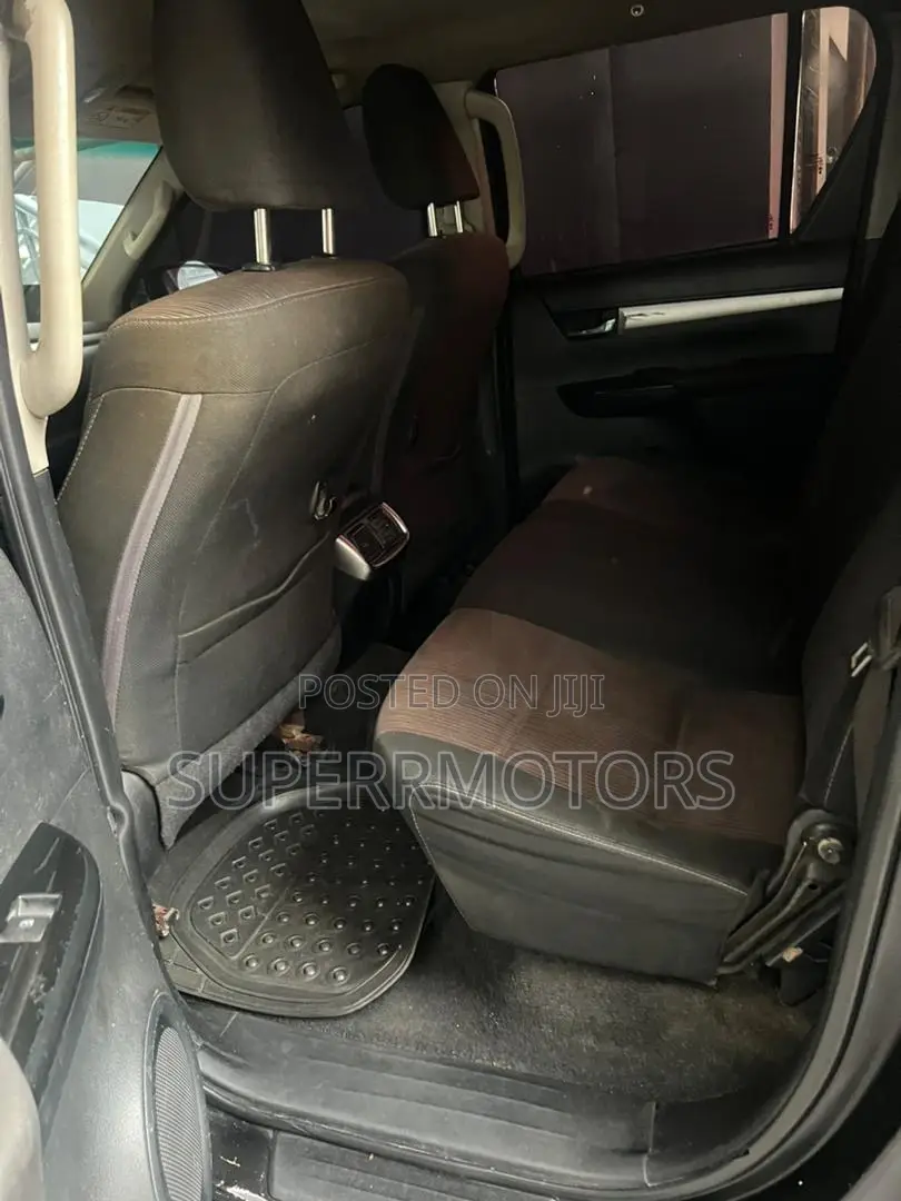 Toyota Hilux 4x4 Port Harcourt Rental