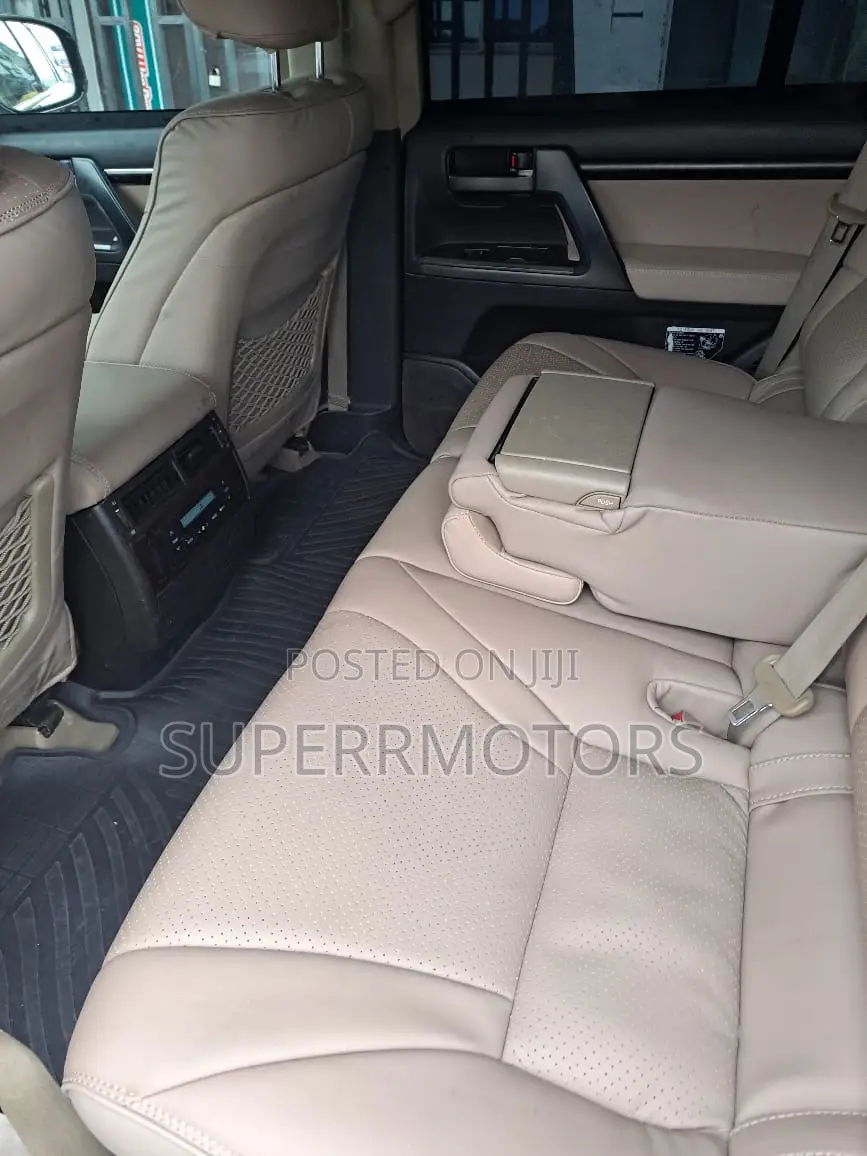 2022 Toyota Land Cruiser Bulletproof Port Harcourt Rental