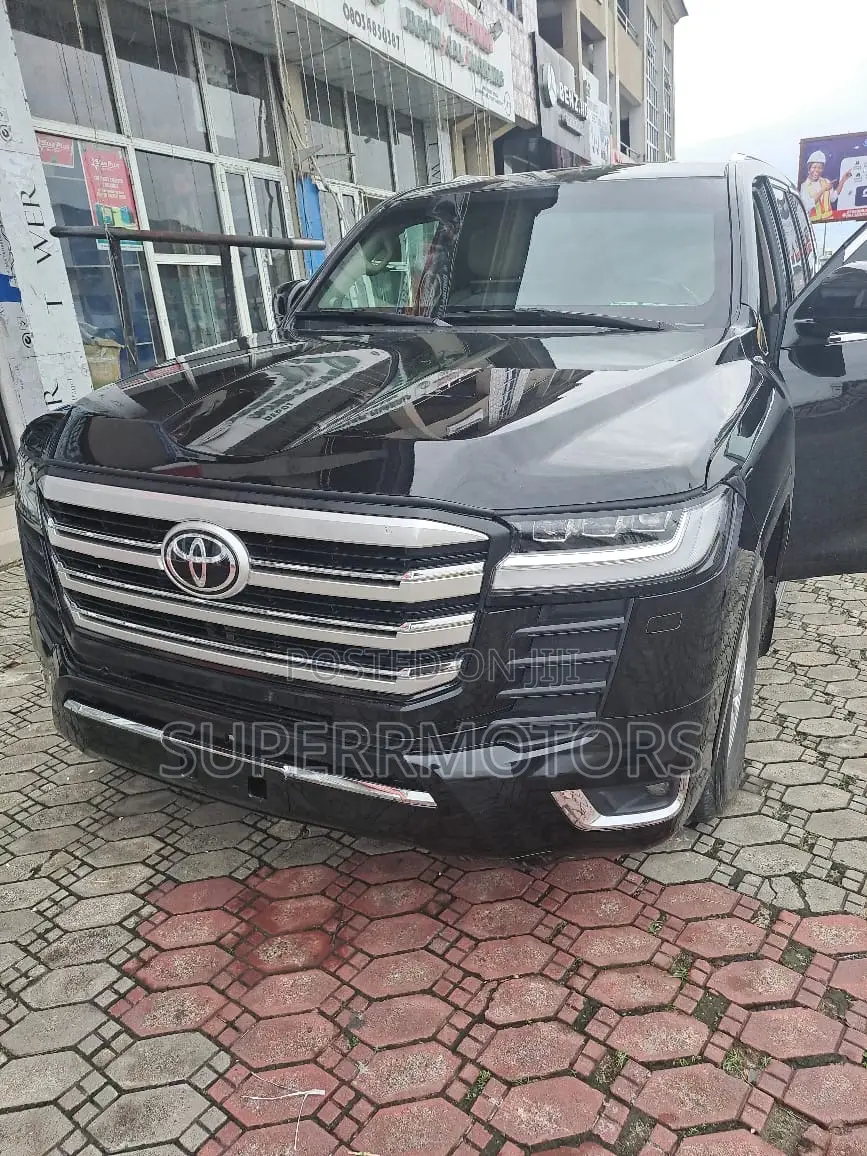 2022 Toyota Land Cruiser Bulletproof Port Harcourt Rental