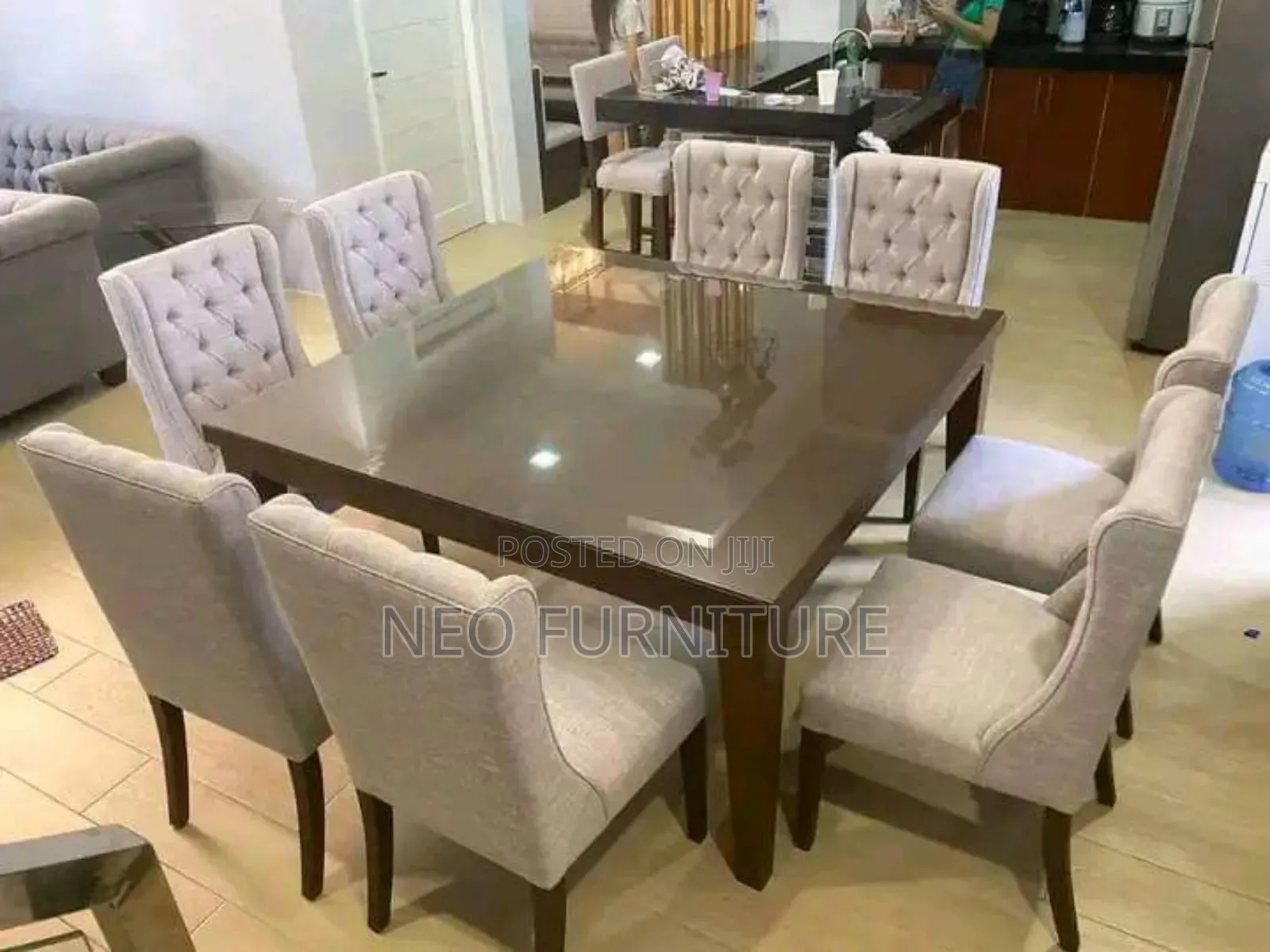 8 Seater Dinning Table