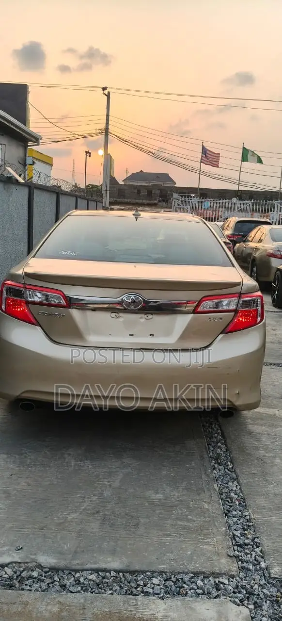 Toyota Camry 2013 Gold