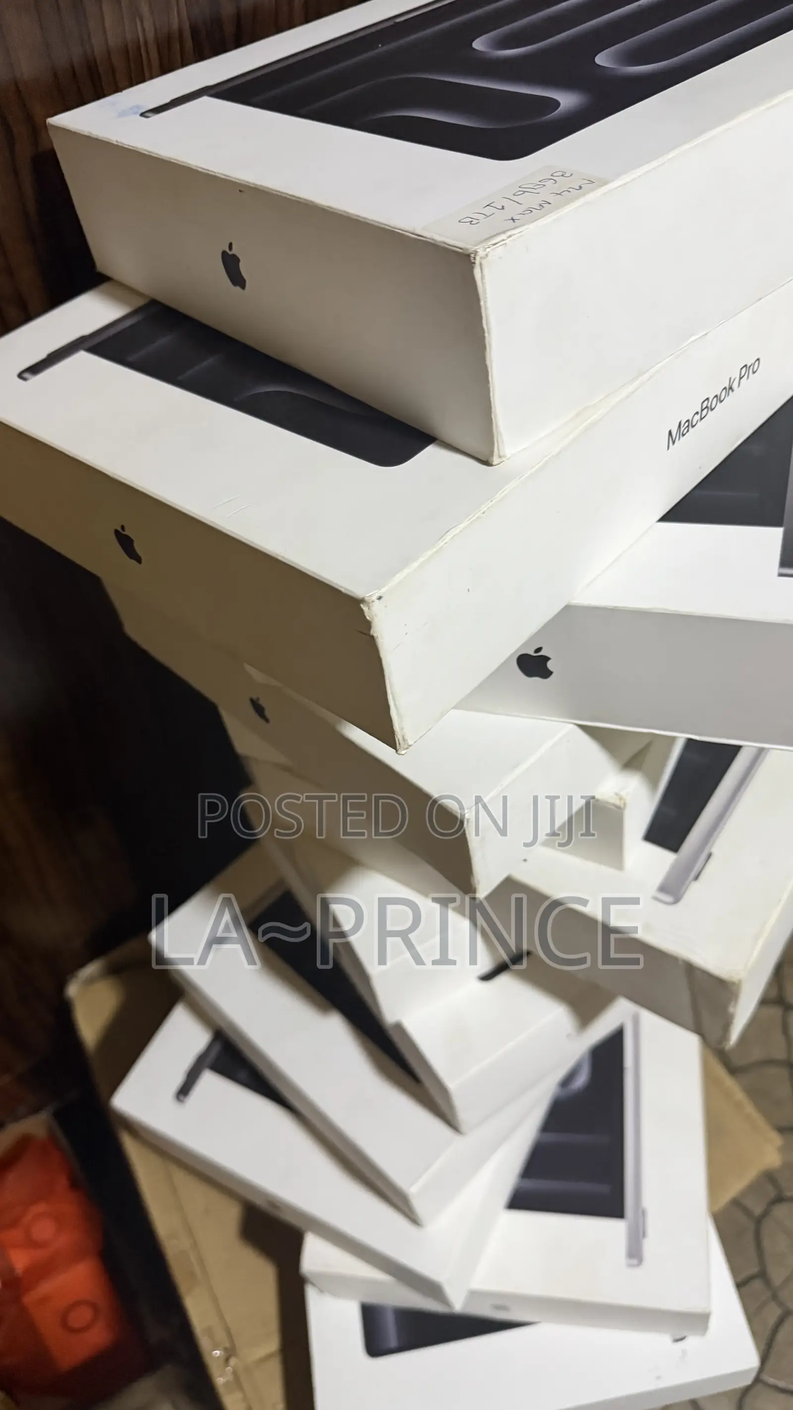 New Apple MacBook Pro 2026 M5 Pro 16-inch 24GB Apple M5 Pro SSD 512GB