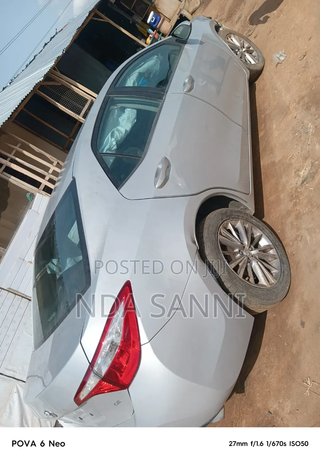Toyota Corolla LE 4dr Sedan (1.8L 4cyl CVT) 2014 Silver