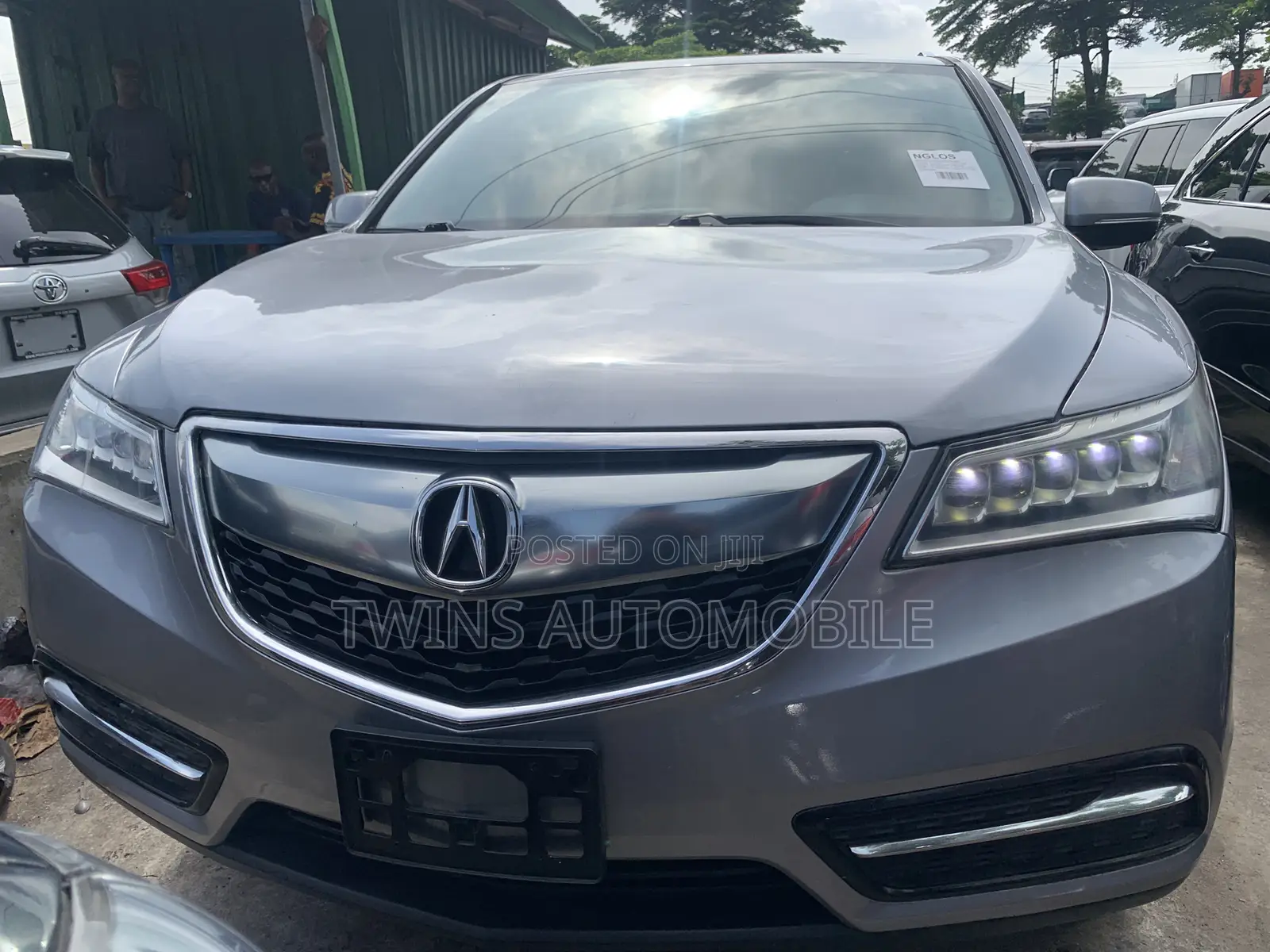 Acura MDX SUV 4dr FWD (3.5L 6cyl 9A) 2016 Silver