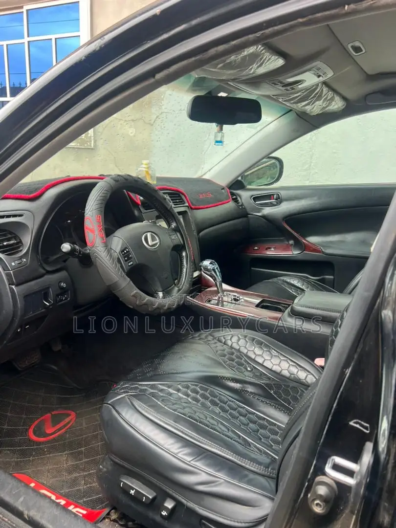 Lexus IS 2007 Black